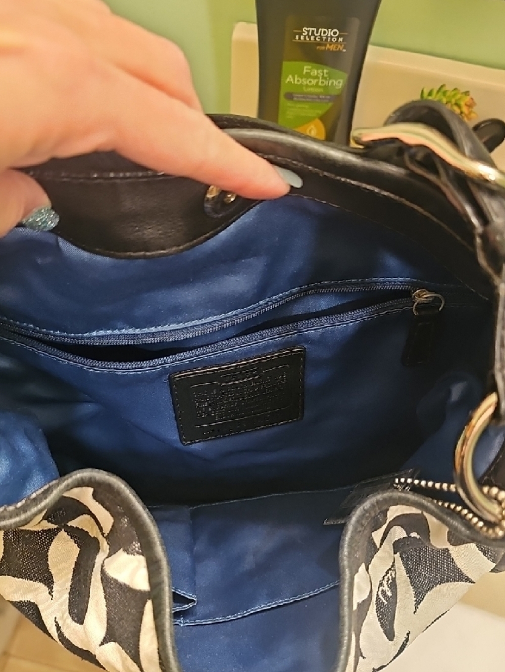 Coach Black and White Signature Canvas Shoulder Bag with Silver Hardware - Picture 5 of 8